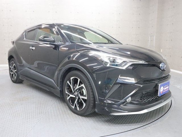TOYOTA C-HR 2018 Image 31