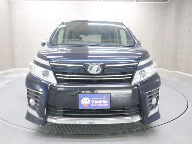 TOYOTA VOXY 2015 Image 31