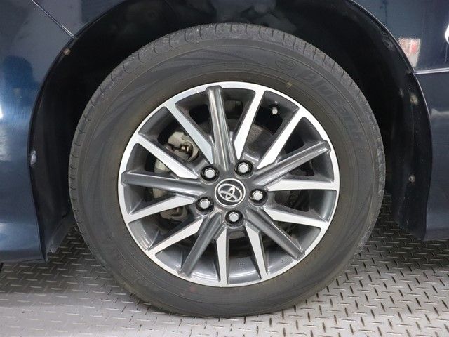 TOYOTA VOXY 2015 Image 31