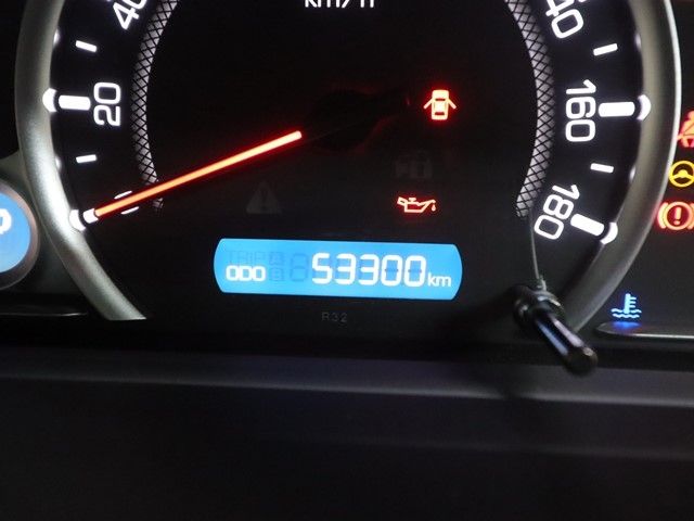 TOYOTA VOXY 2015 Image 31