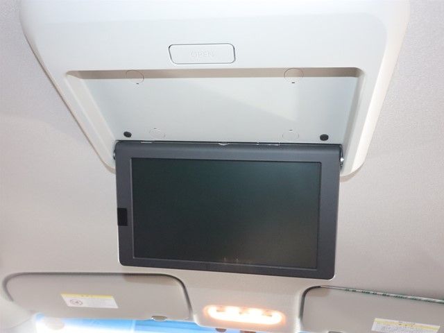 NISSAN SERENA  S-HYBRID 2015 Image 31