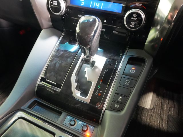 TOYOTA VELLFIRE 2018 Image 31