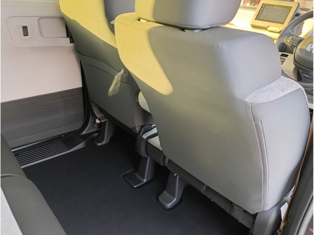 HONDA N BOX 2025 Image 31