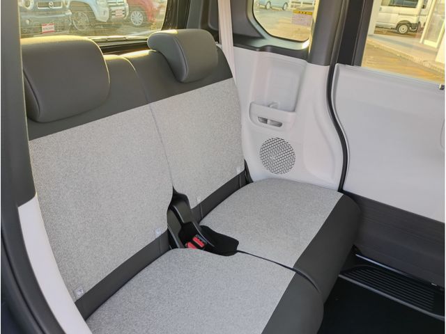 HONDA N BOX 2025 Image 31