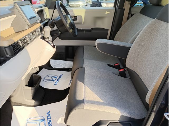 HONDA N BOX 2025 Image 31