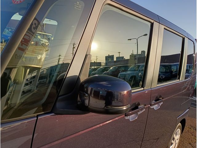 HONDA N BOX 2025 Image 31