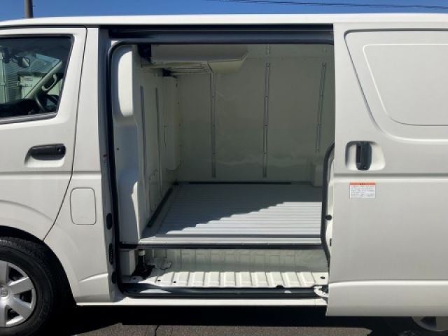 TOYOTA REGIUSACE VAN 2WD 2016 Image 31