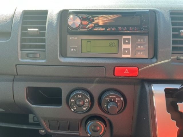 TOYOTA REGIUSACE VAN 2WD 2016 Image 31