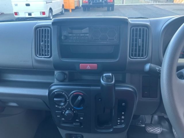 NISSAN NV100 CLIPPER 2022 Image 31