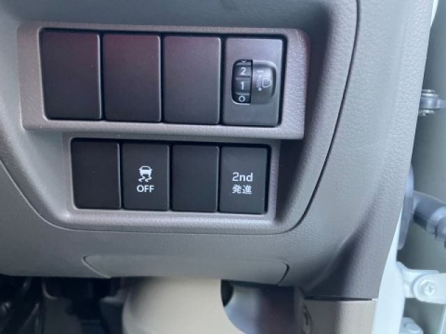 NISSAN NV100 CLIPPER 2022 Image 31