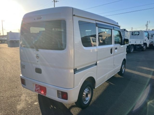 NISSAN NV100 CLIPPER 2022 Image 31