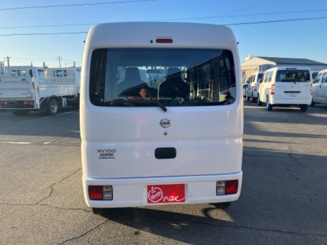 NISSAN NV100 CLIPPER 2022 Image 31