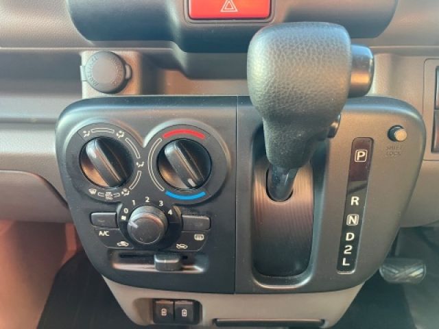 NISSAN NV100 CLIPPER 2022 Image 31