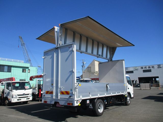 MITSUBISHI CANTER 2024 Image 31