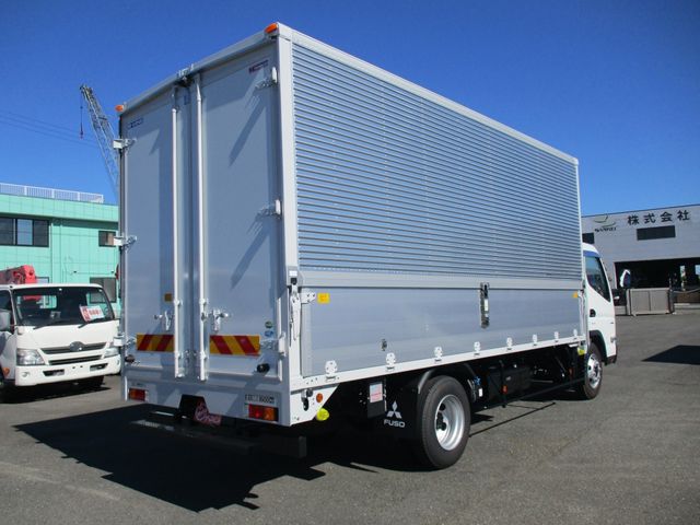 MITSUBISHI CANTER 2024 Image 31