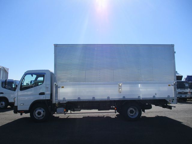 MITSUBISHI CANTER 2024 Image 31