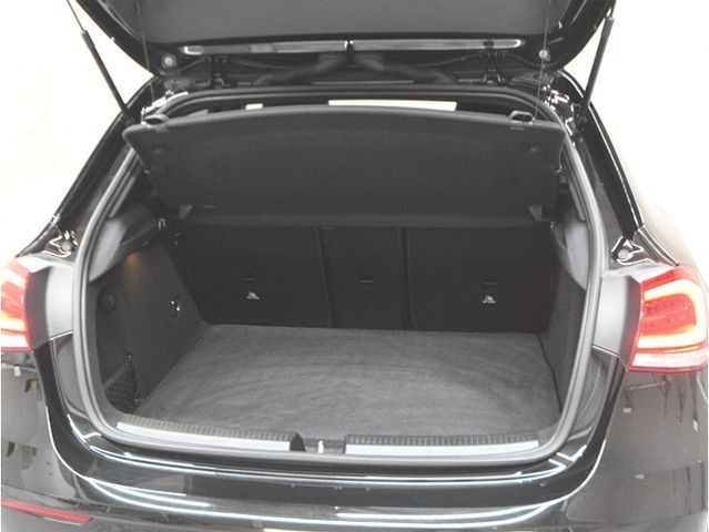 MERCEDES BENZ A CLAS 2019 Image 31