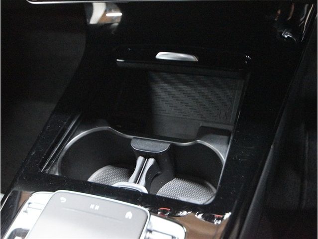 MERCEDES BENZ A CLAS 2019 Image 31