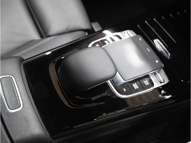 MERCEDES BENZ A CLAS 2019 Image 31