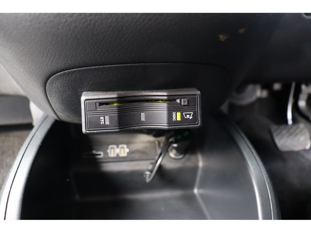 MERCEDES BENZ V CLAS 2018 Image 31