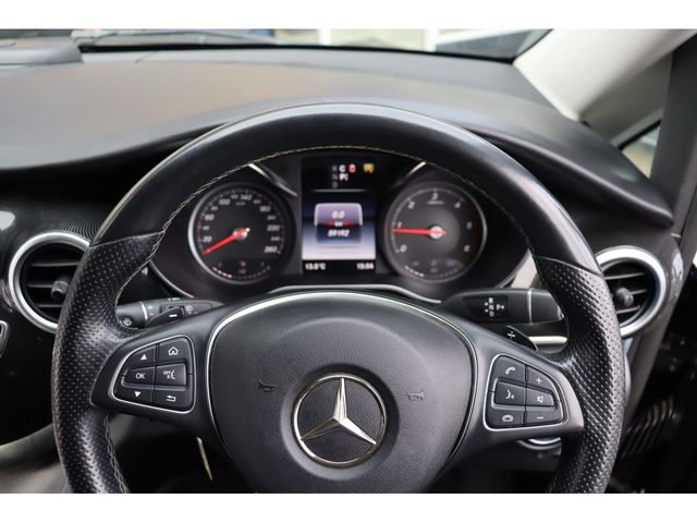 MERCEDES BENZ V CLAS 2018 Image 31
