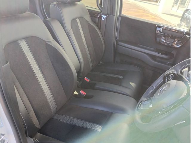 HONDA N BOX CUSTOM 4WD 2021 Image 31