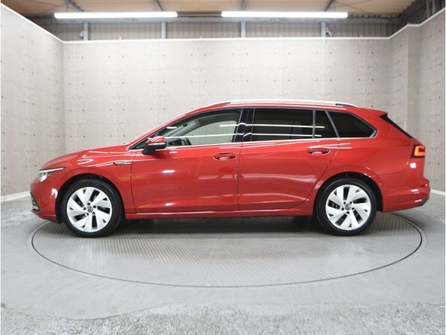 VOLKSWAGEN GOLF VARI 2021 Image 31