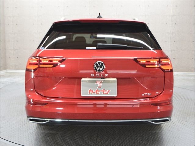 VOLKSWAGEN GOLF VARI 2021 Image 31