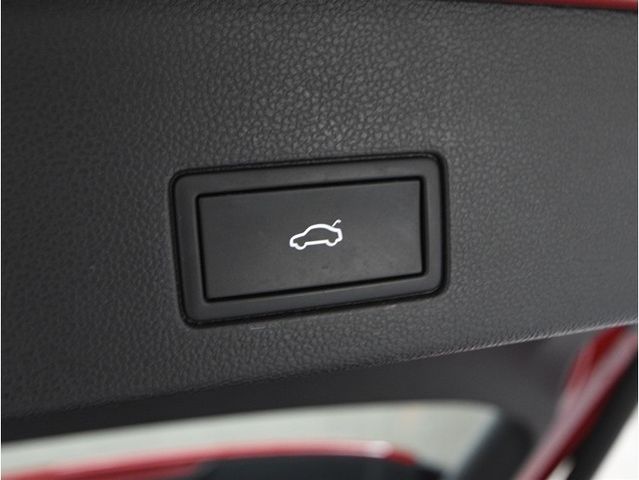 VOLKSWAGEN GOLF VARI 2021 Image 31