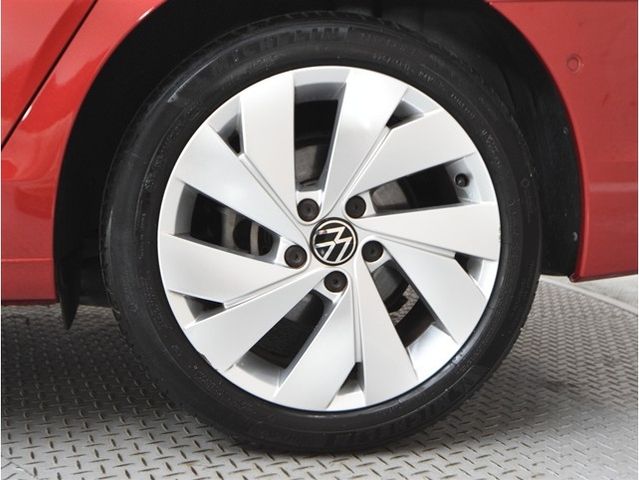 VOLKSWAGEN GOLF VARI 2021 Image 31