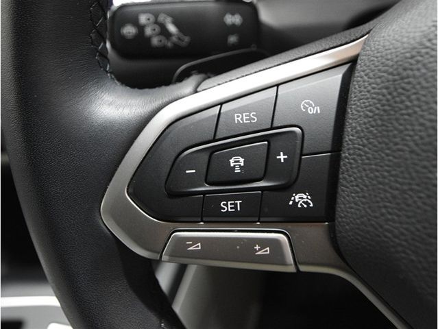 VOLKSWAGEN GOLF VARI 2021 Image 31