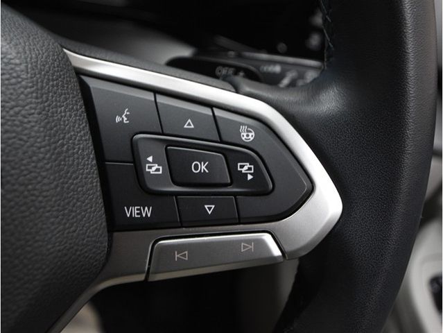 VOLKSWAGEN GOLF VARI 2021 Image 31