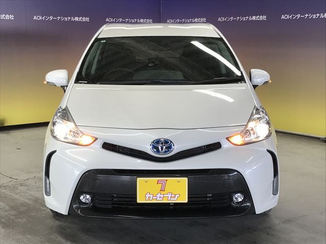 TOYOTA PRIUS ALPHA 2016 Image 31
