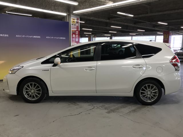 TOYOTA PRIUS ALPHA 2016 Image 31