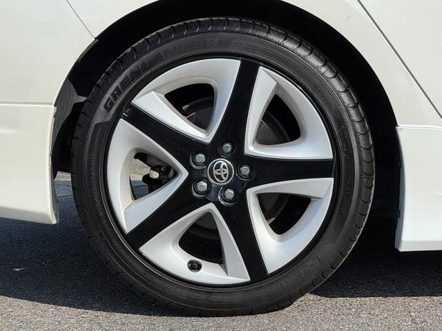 TOYOTA PRIUS 2016 Image 31