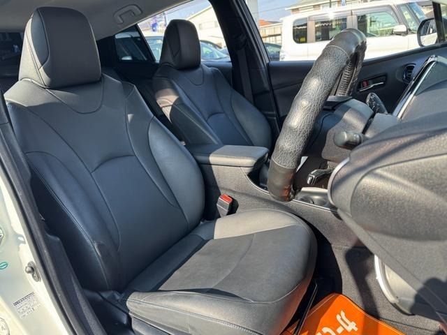 TOYOTA PRIUS 2016 Image 31