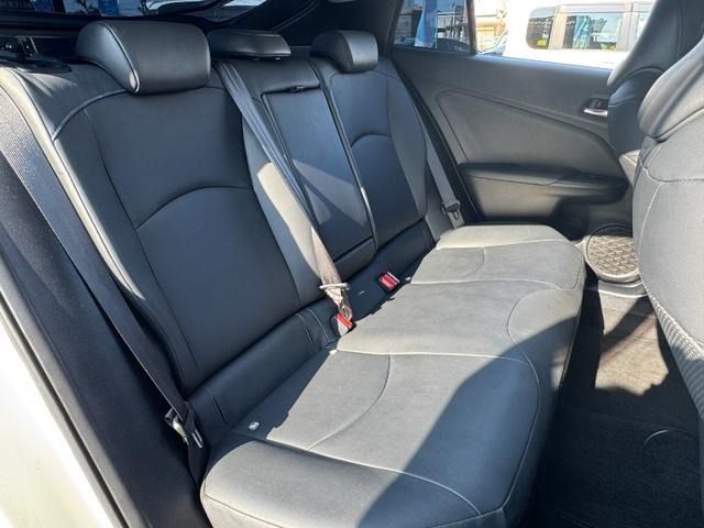 TOYOTA PRIUS 2016 Image 31