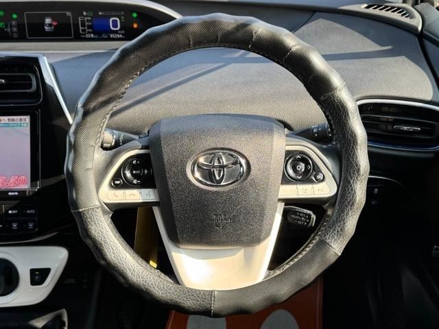 TOYOTA PRIUS 2016 Image 31