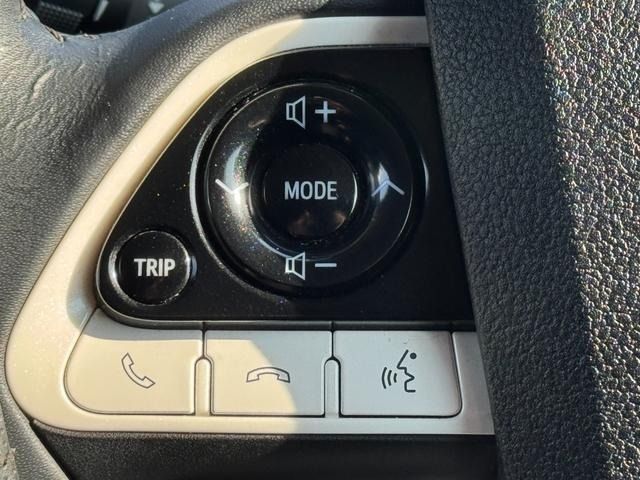 TOYOTA PRIUS 2016 Image 31