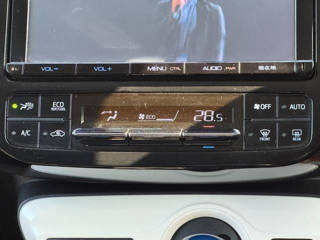 TOYOTA PRIUS 2016 Image 31