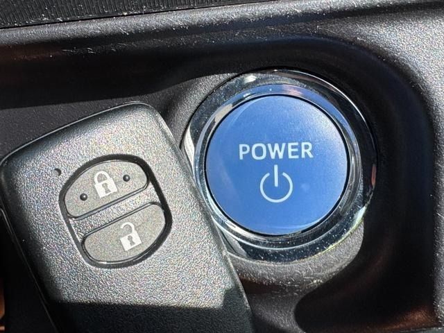 TOYOTA AQUA 2017 Image 31