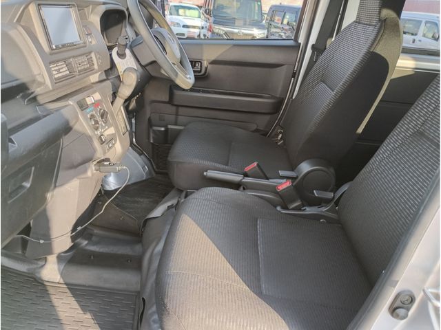 DAIHATSU HIJET CARGO 4WD 2022 Image 31