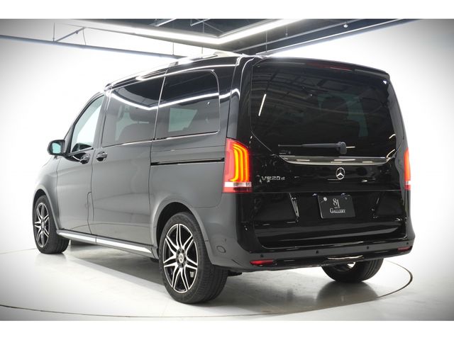 MERCEDES BENZ V CLAS 2023 Image 31