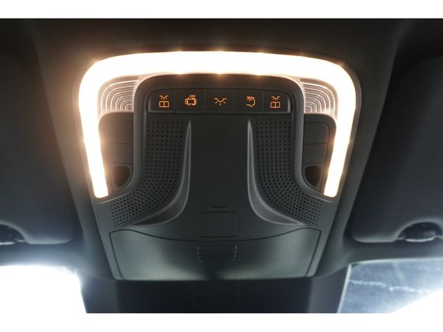 MERCEDES BENZ V CLAS 2023 Image 31