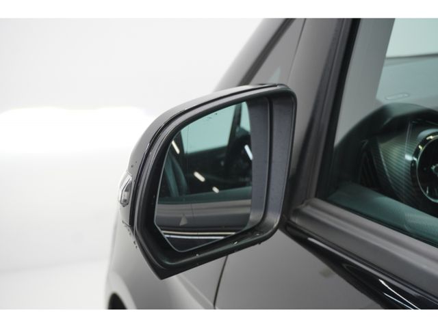 MERCEDES BENZ V CLAS 2023 Image 31