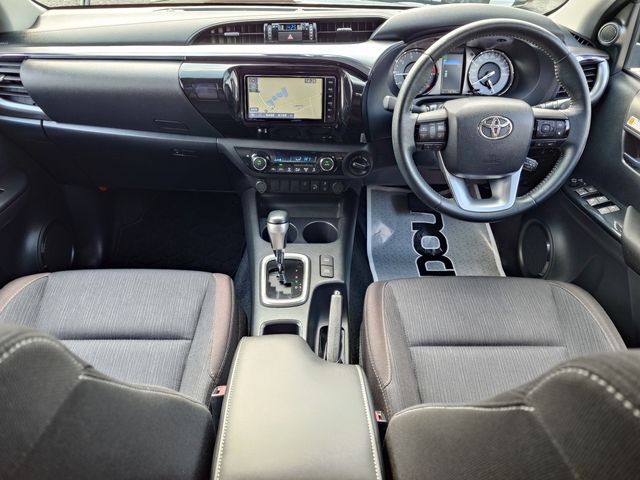 TOYOTA HILUX 4WD 2021 Image 31