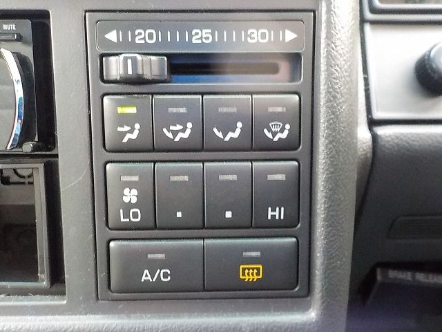 TOYOTA CROWN WAGON 1999 Image 31