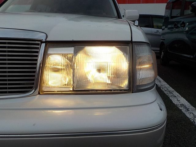 TOYOTA CROWN WAGON 1999 Image 31