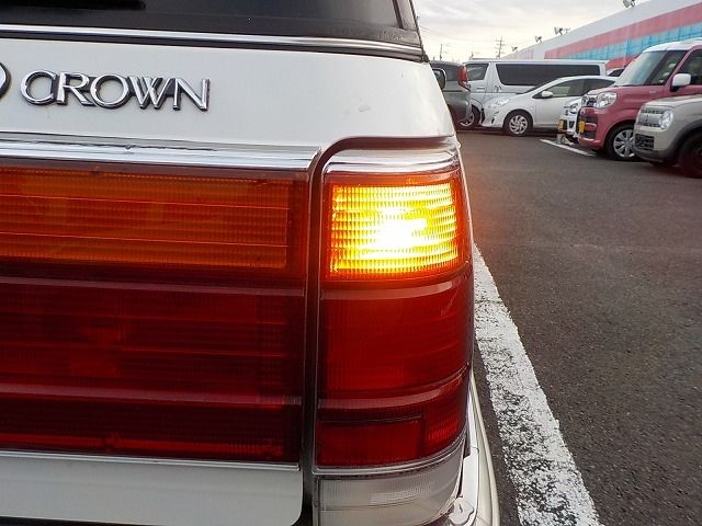 TOYOTA CROWN WAGON 1999 Image 31