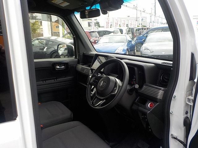 HONDA N-VAN 2025 Image 31